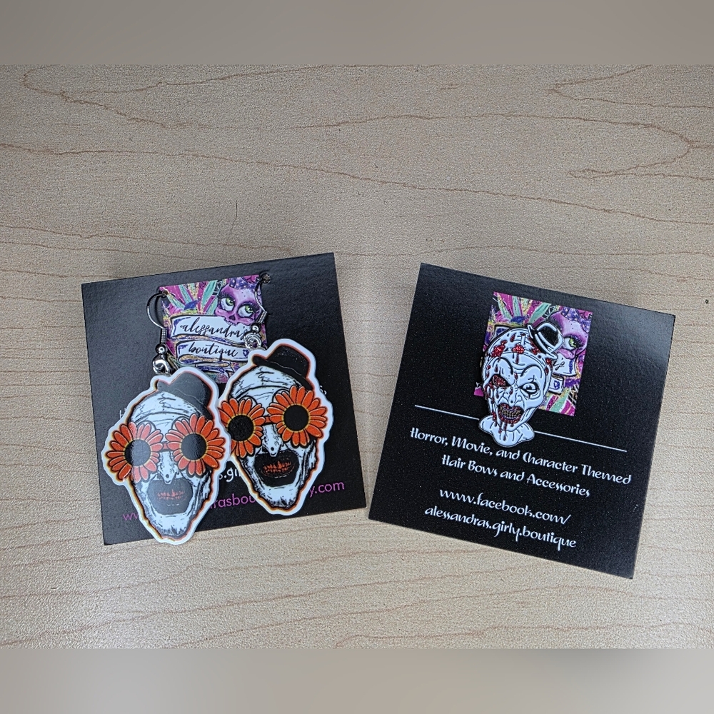 Terrifier Earring And‎ Pin Set